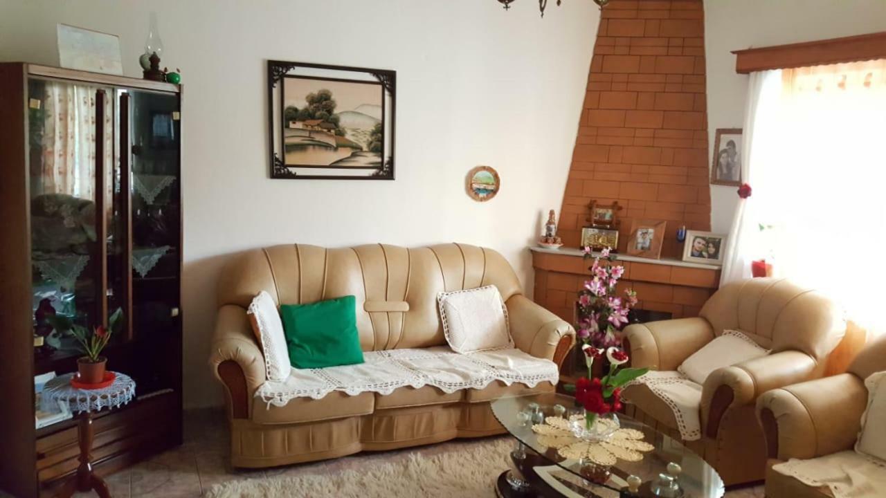 Casa de Férias Flowery House Near The Sea And The Mountain Vlorë